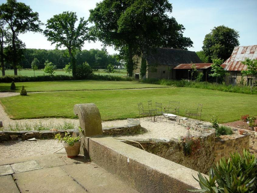 Manoir De Belle-Noe Bed and Breakfast Dol-de-Bretagne Eksteriør billede